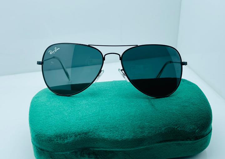 Ray-Ban Aviator Sunglasses